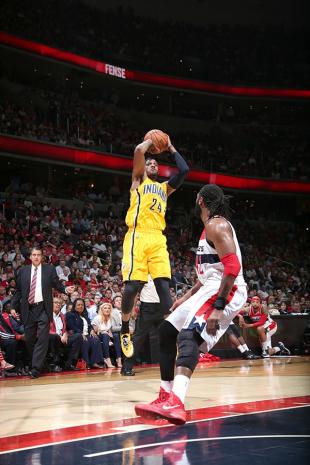 Indiana gan� y volvi� a tomar la ventaja de cancha