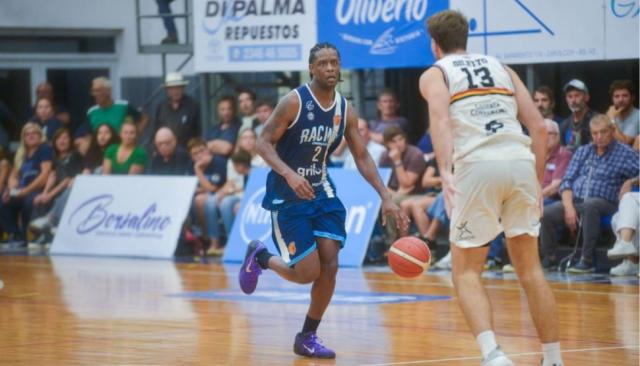 Racing escapa del fondo a puro gol