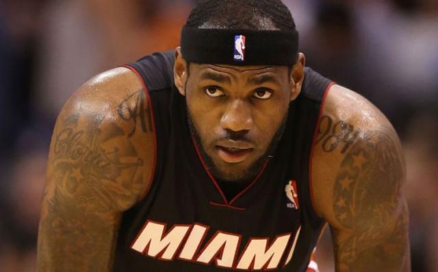 Tim Duncan renov� con los Spurs y Lebron James es jugador libre