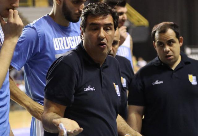 Uruguay sin t�cnico por disidencias con Signorelli