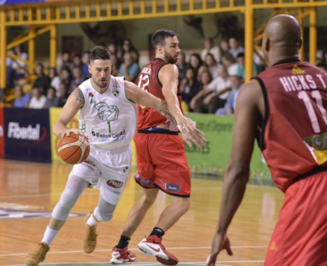 Pis� fuerte en casa