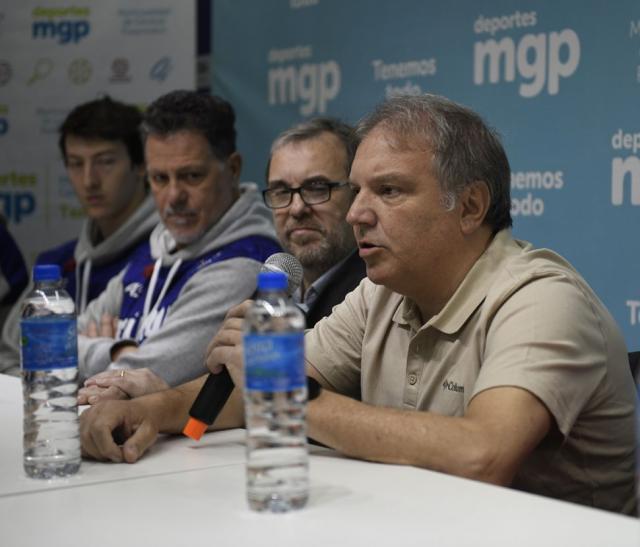 Se present� el cl�sico del Centenario